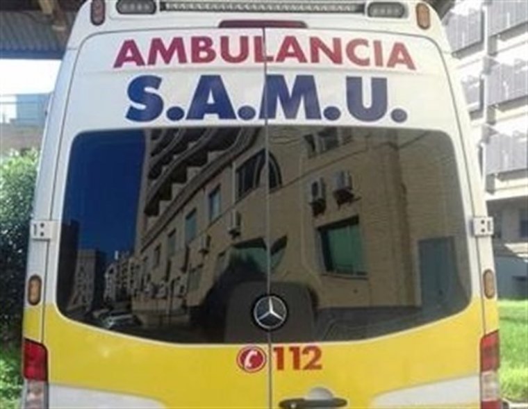 Una ambulancia del SAMU ha acudido hasta el lugar