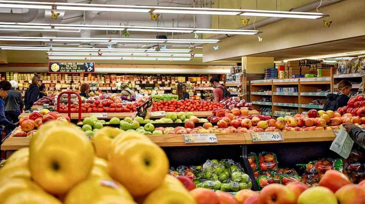 Prioritzar els productes espanyols en els supermercats, l'objectiu del PSOE