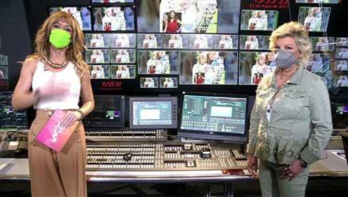 Emma García i Terelu Campos en realització del programa 'Viva la vida' Emma García i Terelu Campos en realització del programa 'Viva la vida'