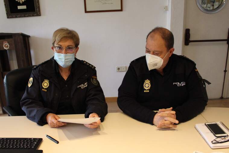 La Policia Nacional i la Unitat Adscrita de la Generalitat signen un protocol d'actuació policial en casos de violència de gènere.
