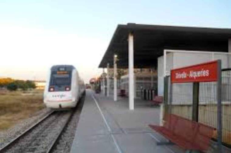 La dona s'ha resistit a eixir de la via