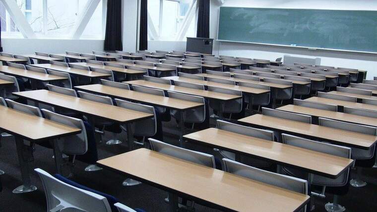 La UPF ajorna els exàmens del segon trimestre
