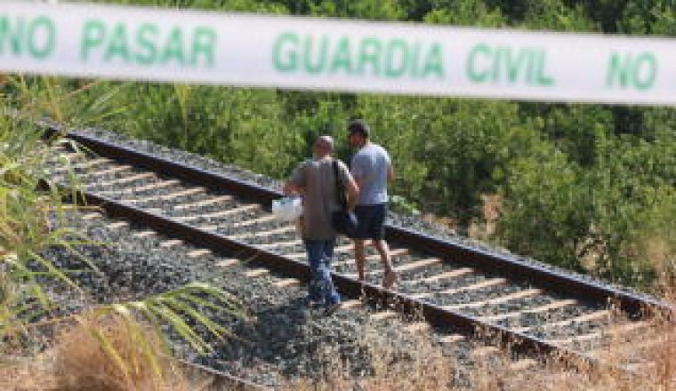 Vías de tren dónde tuvo lugar la muerte de Lucía Vivar