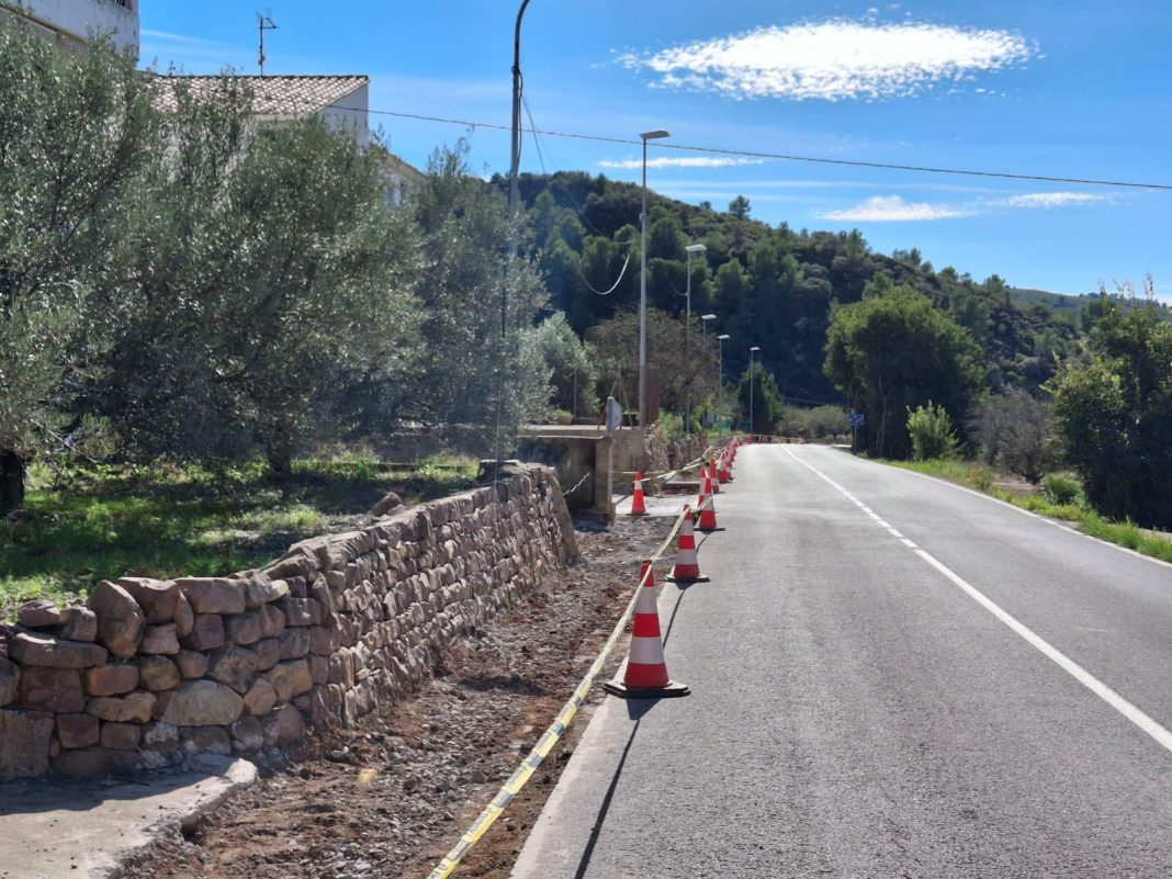 La Generalitat mejora la seguridad vial en la CV-219 a su paso por Chóvar (Castellón)
