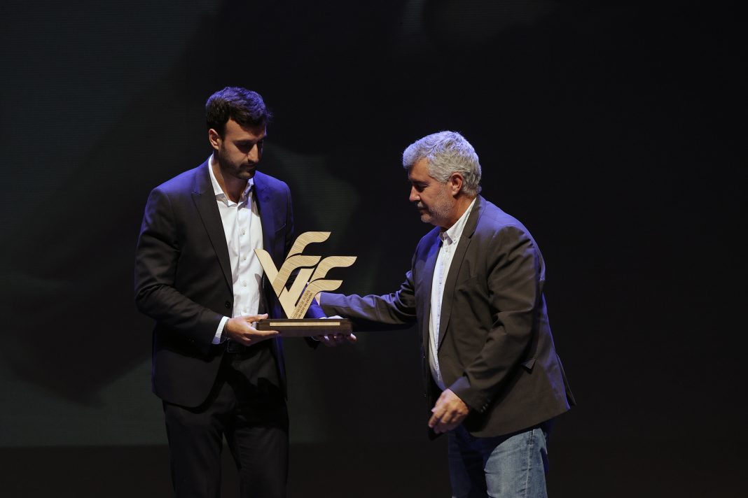 Oliver destaca la labor de la Fundación Trinidad Alfonso y la prensa en la dana