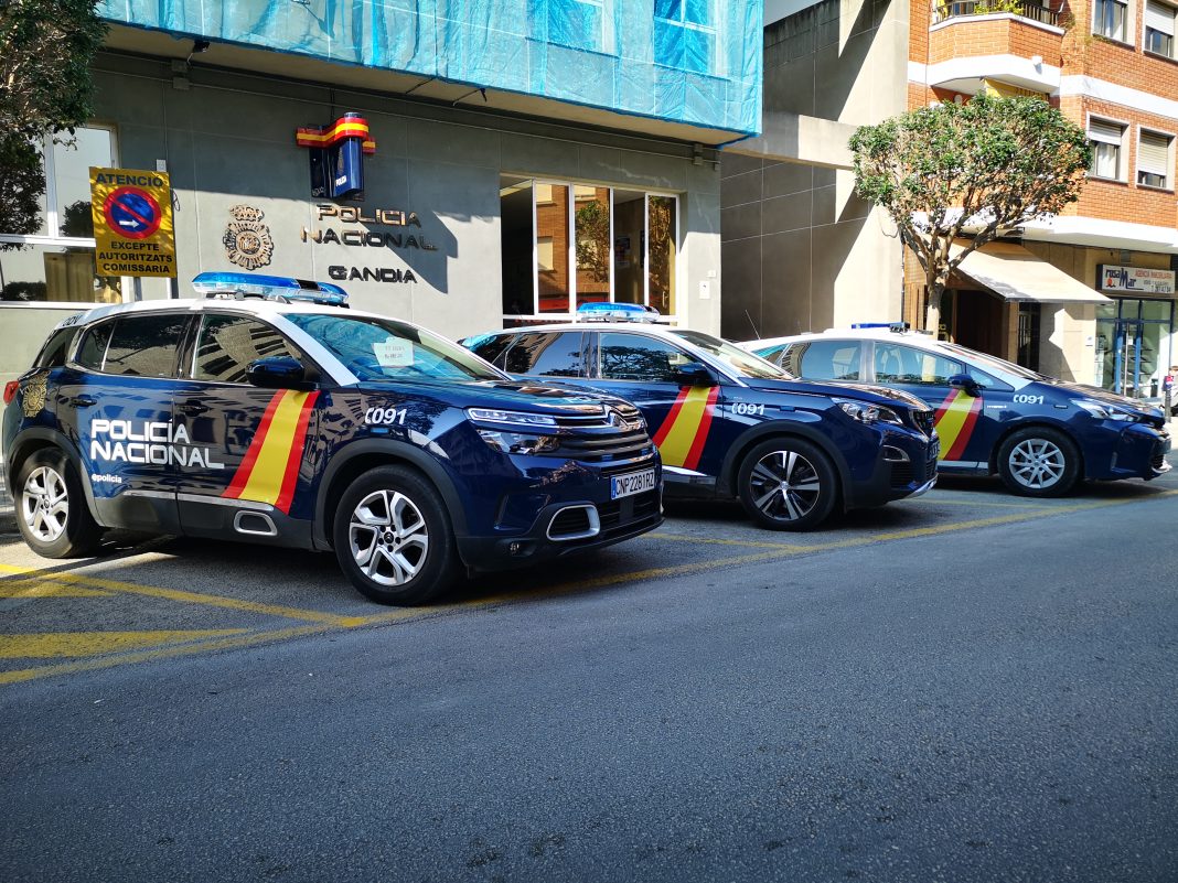 Tres detenidos por explotación sexual de una mujer en varios pisos de Gandia (Valencia)