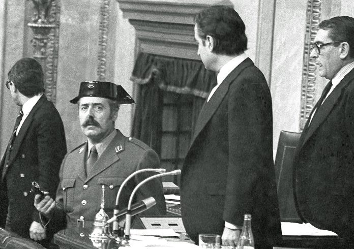 Quién era quién el 23F: Guía para no perderse en los papeles secretos del golpe de Estado