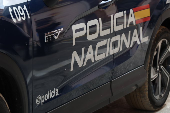 Detenidos dos británicos por simular un secuestro entre ellos para un rescate de 800 euros