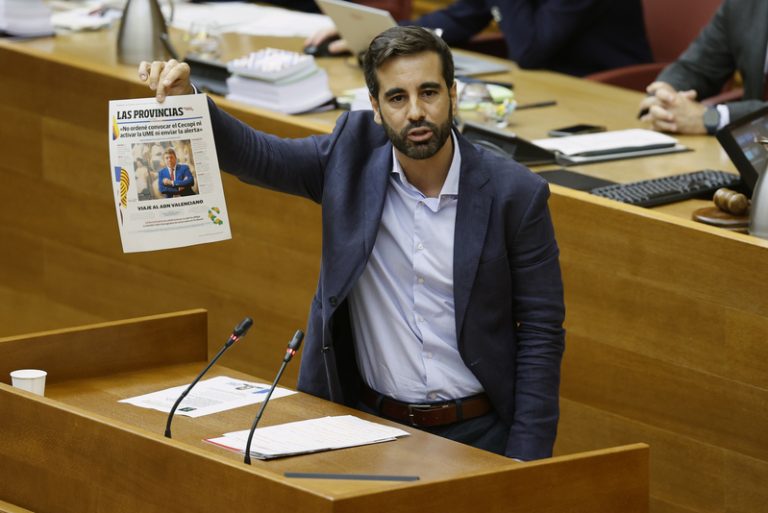 PSPV i Compromís acusen a Mazón de dificultar la investigació judicial de la dana