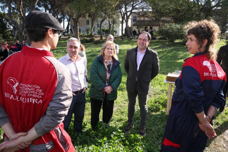 Més de 500 jóvens s’incorporen al camp valencià amb ajudes de la Generalitat