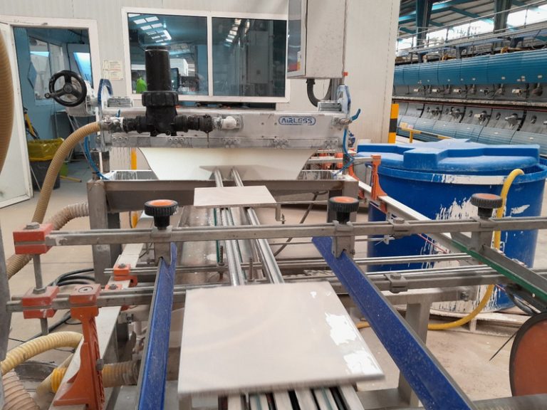 Ivace+i impulsa un projecte per a convertir residus ceràmics en nous paviments d’alt valor