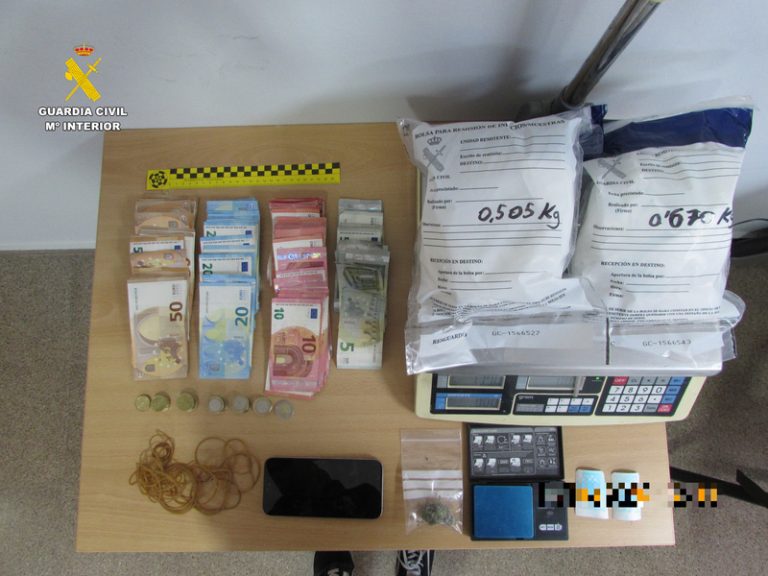 Torna a presó després de fugir d’un control i ser detingut amb més d’un quilo de cocaïna a Benifaió