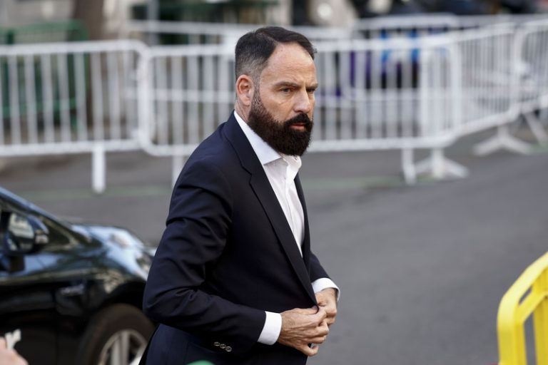 El exgerente del PSOE nega que les xistorres anaren bitllets de 500 o 200 euros procedents del partit