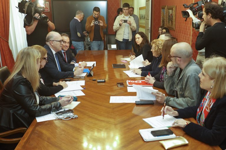 Cinc dels sis tècnics citats no acudixen a la comissió per les vivendes públiques d’Alacant