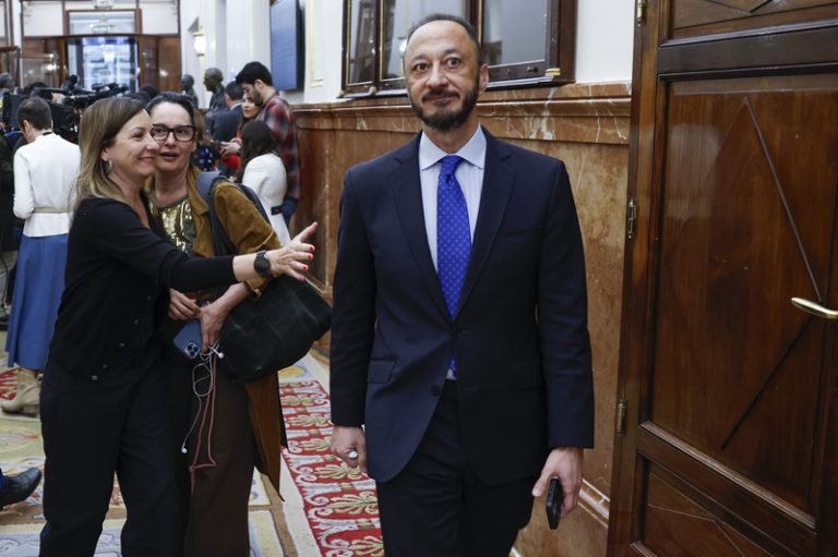 El PSOE exigix sancionar al diputat de Vox expulsat del Congrés i Vox s’atrinxera en la seua defensa