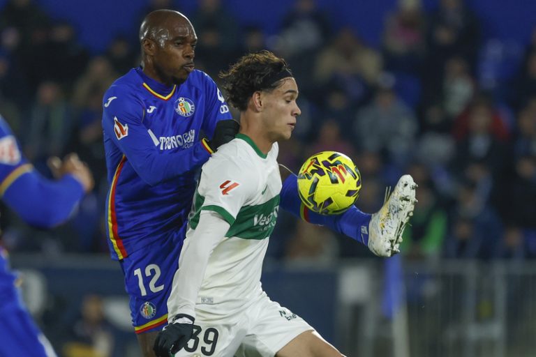 L’Elx confia a recuperar a Héctor Fort per a rebre a l’Atlètic