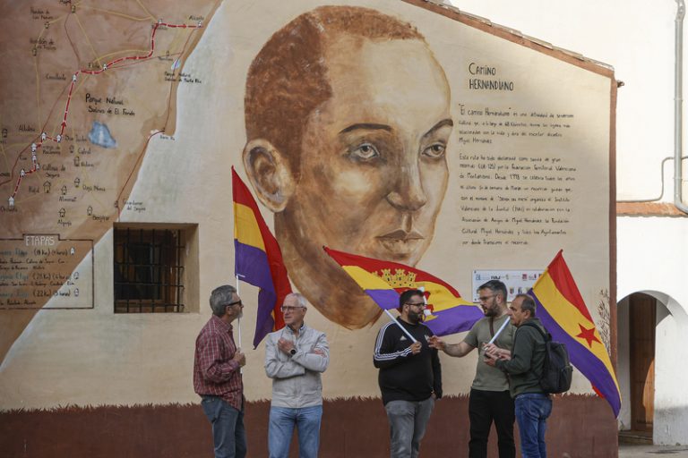 Arranca a Orihuela la Senda del Poeta més reivindicativa i polèmica