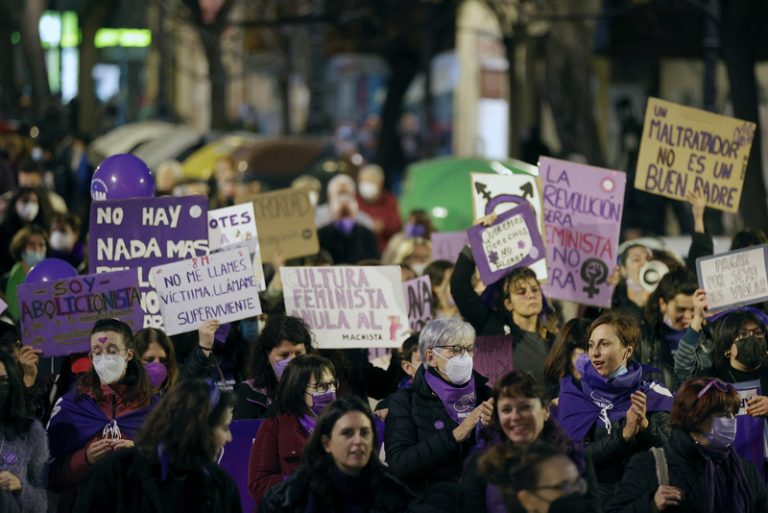 L’Institut de les Dones impulsa el quart Pla Estratègic d’Igualtat amb el moviment feminista