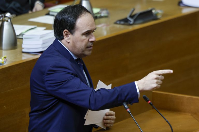 Pérez Llorca demana al Govern que exigisca a la UE més flexibilitat en fitosanitaris per al camp valencià