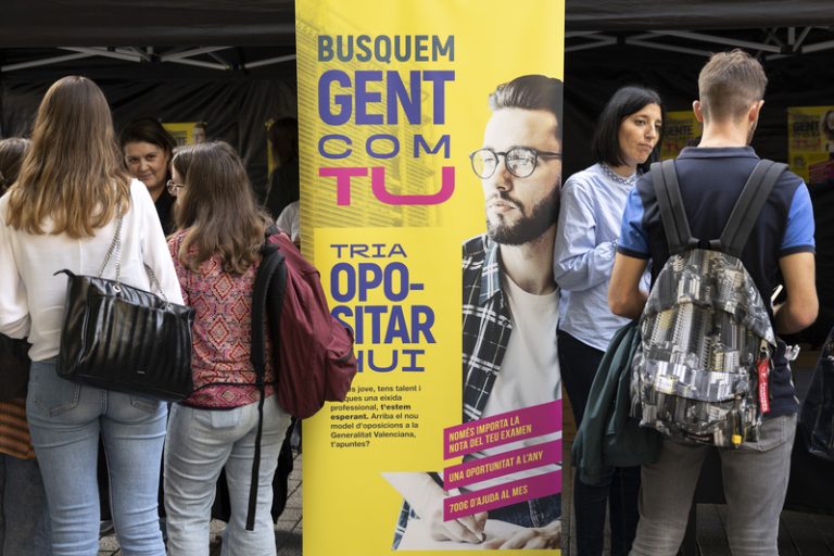 L’atur juvenil baixa en la Comunitat Valenciana al 28,59% però seguix per damunt de la mitjana