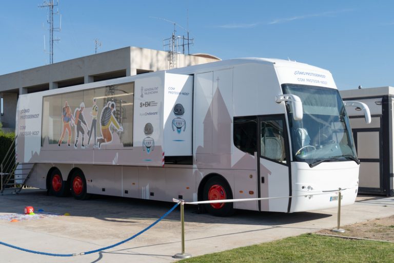 Una campanya itinerant porta la cultura preventiva i l’autoprotecció als municipis valencians