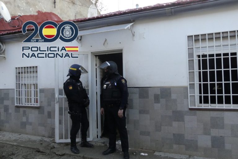 Desarticulat a Elda un clan familiar que esclavitzava a un home per a vendre drogues