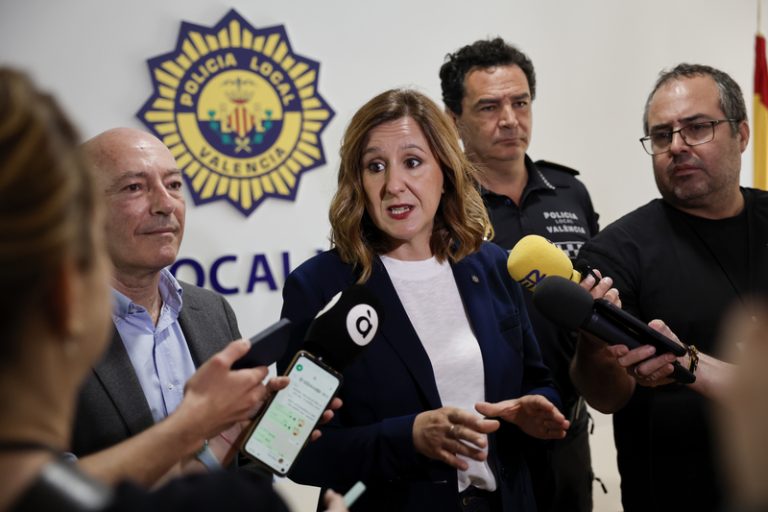 Catalá carrega contra la regularització d’immigrants i la qualifica de nyap contra els ajuntaments