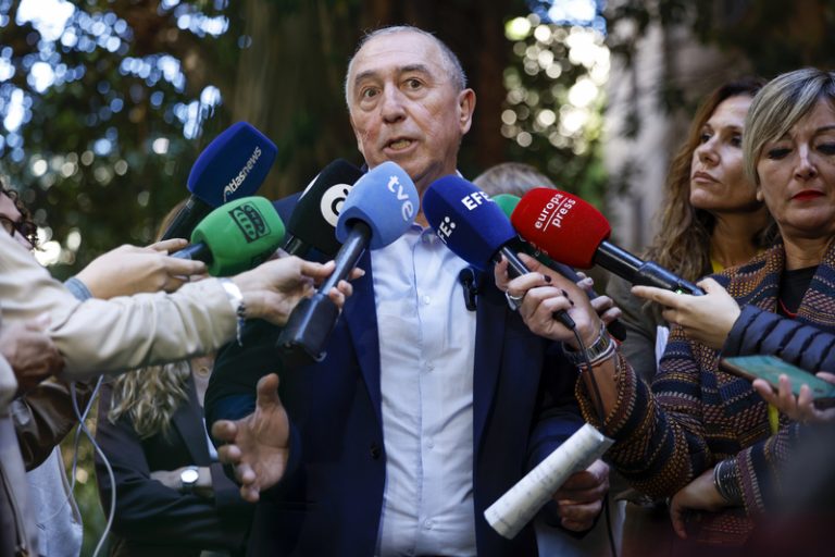 Compromís acusa el Consell de retallar recursos en el jutjat que investiga la dana