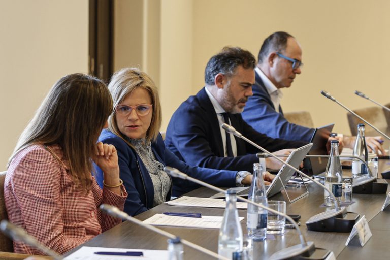 Bernabé exigix aclarir les reunions entre el Port de València i l’Ajuntament pel Consorci València 2007
