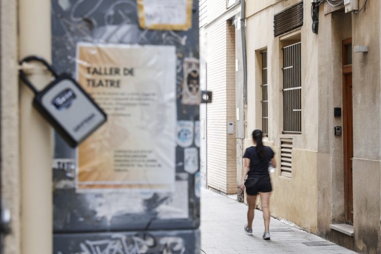 El TSJCV tomba la suspensió de llicències de canvi d’ús per a pisos turístics a València