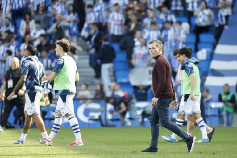 Luís Castro es perdrà el partit del Llevant davant el Getafe per sanció