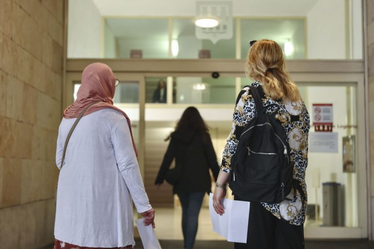 El PP anuncia mocions en tots els seus ajuntaments contra la regularització d’immigrants