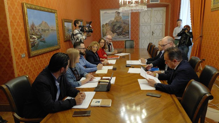 Ple xoc polític a Alacant per l’absència de tècnics en la comissió de vivendes públiques