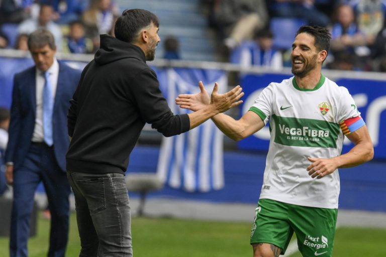 L’Elx marxa al descans amb un 0-2 davant l’Oviedo