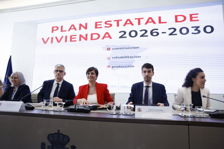 Les comunitats del PP arremeten contra el nou Pla Estatal de Vivenda però accepten els fons