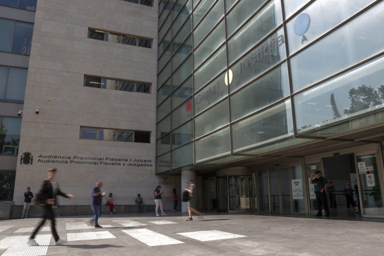 A juí el exalcalde de Quartell i un exconcejal per presumpta corrupció urbanística lligada al cas Avialsa