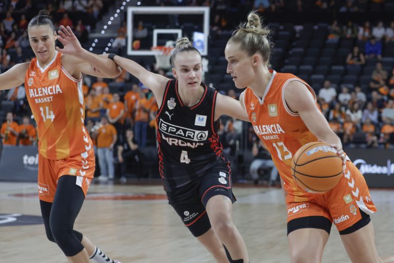 El València Basket sobreviu al arreón final del Girona i es jugarà la final en Fontajau