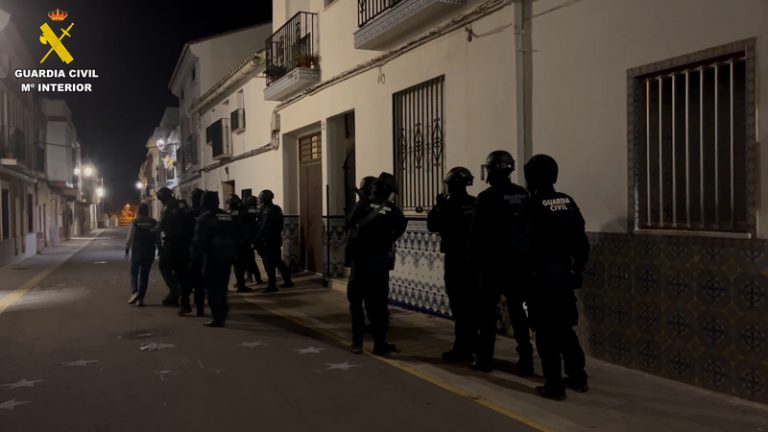 Detingut al Puig un repartidor de marihuana en patinet que va blanquejar més de 80.000 euros