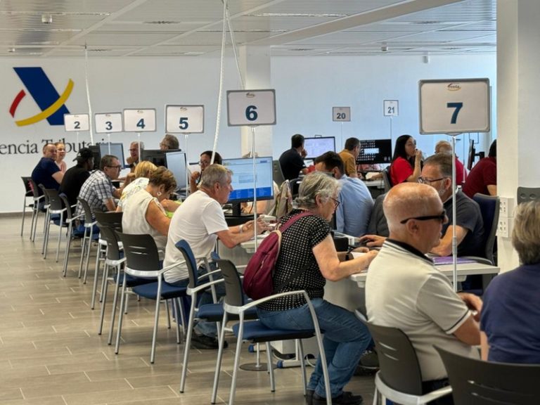 La Generalitat obri la cita prèvia per a l’atenció presencial de la renda en la Comunitat Valenciana