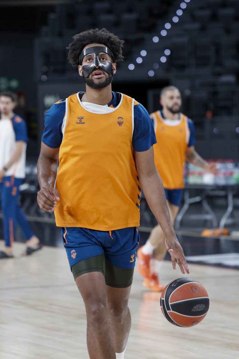 Braxton Key prova una màscara per la seua fractura nasal i seguix en dubte davant el Panathinaikos