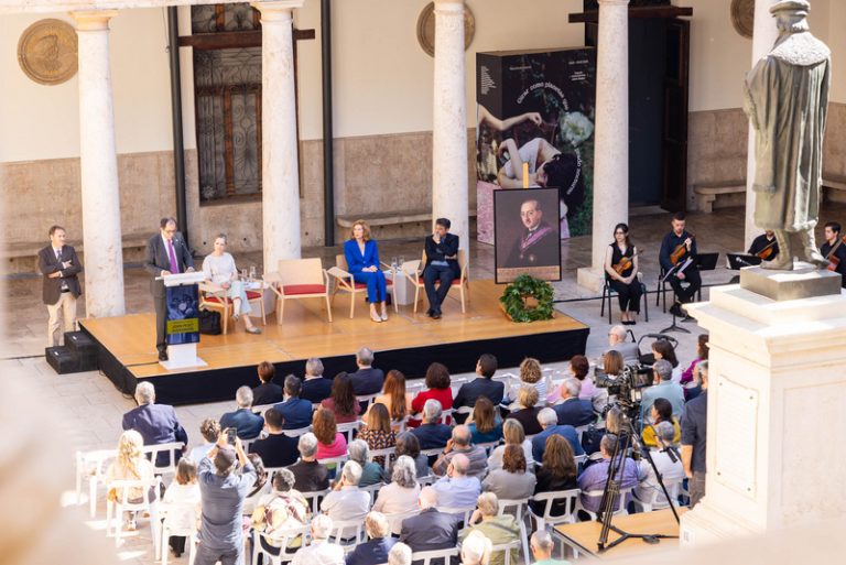 La Universitat de València reivindica el llegat democràtic i científic de Joan Baptista Peset