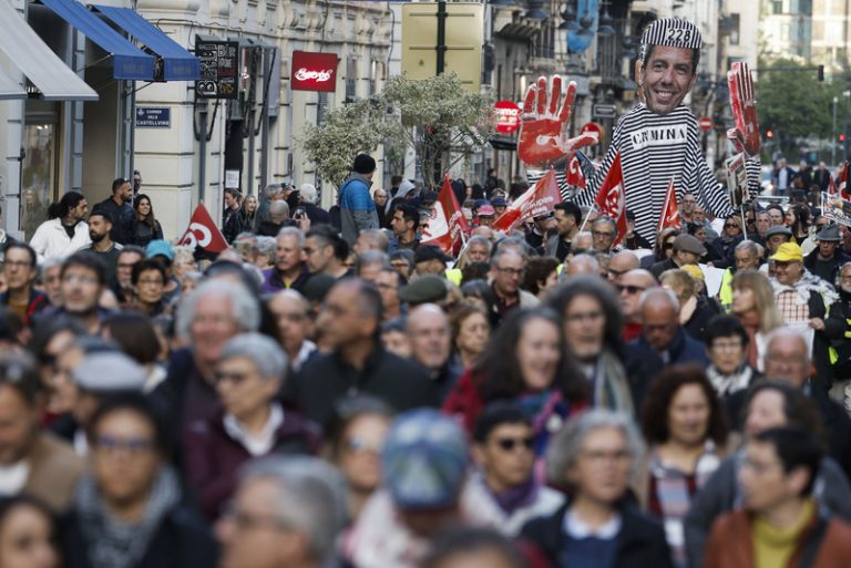 Nova manifestació a València contra Mazón per la gestió de la dana del 2024