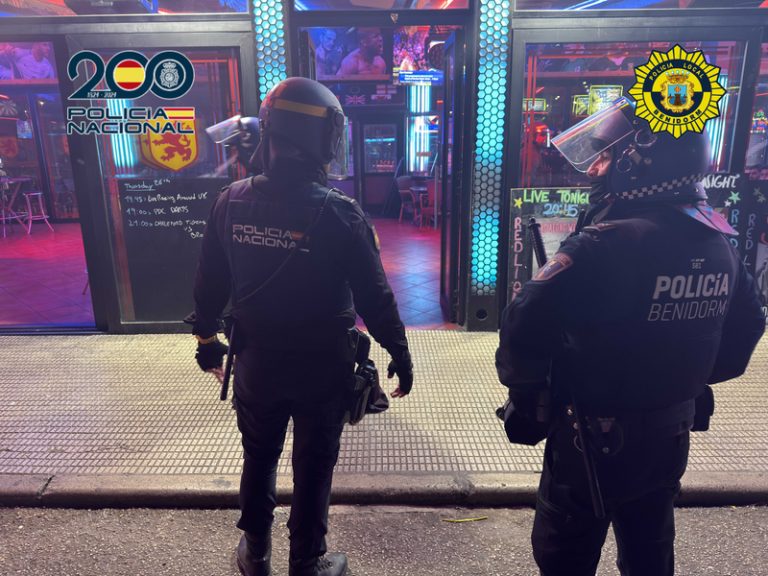 Macrooperació policial a Benidorm: 80 detinguts per tràfic de drogues en locals d’oci