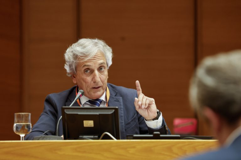 El comissionat de la dana defén un esforç titànic de la Generalitat malgrat la pressió del Govern