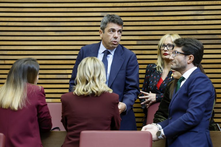 La jutgessa de la DANA manté a Mazón com a testimoni i li nega accés a la causa