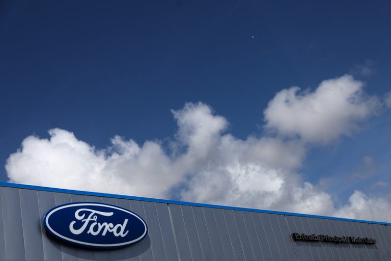 La planta d’Almussafes acoblarà des de 2028 el nou Ford Bast