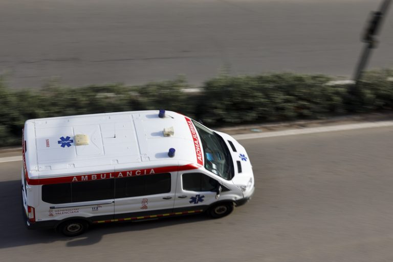 Mor un motorista després de xocar contra les barreres de l’AP-7 al Campello