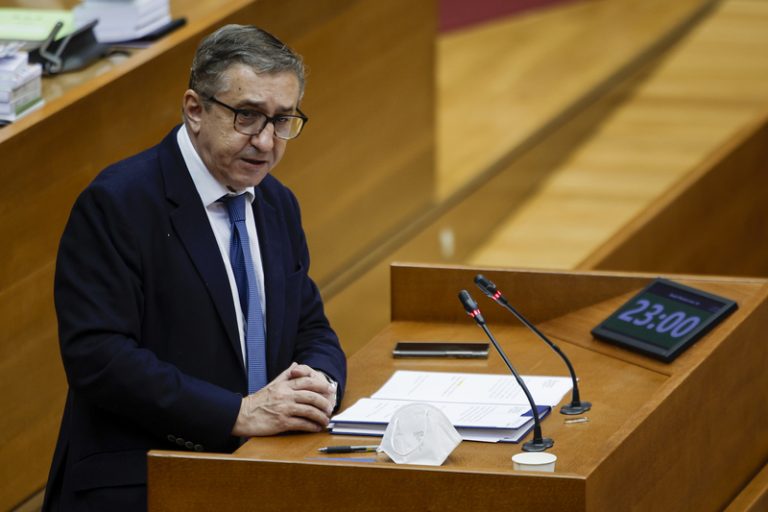 El Consell acusa a Arcadi España d’ignorar la carta de Pérez Llorca sobre finançament