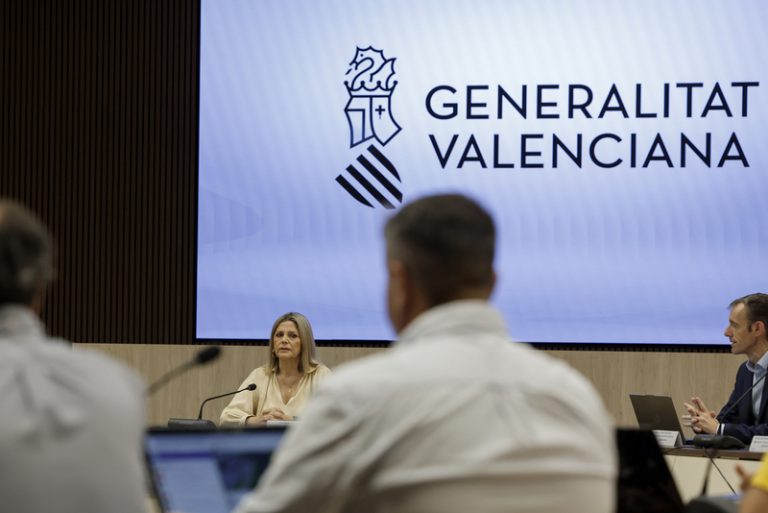 Educació demana servicis mínims del 100% en els tribunals de la PAU per a garantir els exàmens