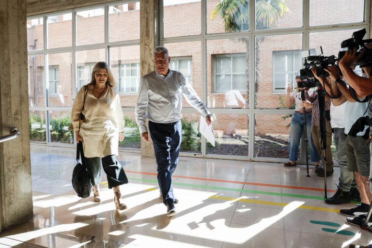 Pérez Llorca demana la fi de la vaga docent i apel·la al sentit comú